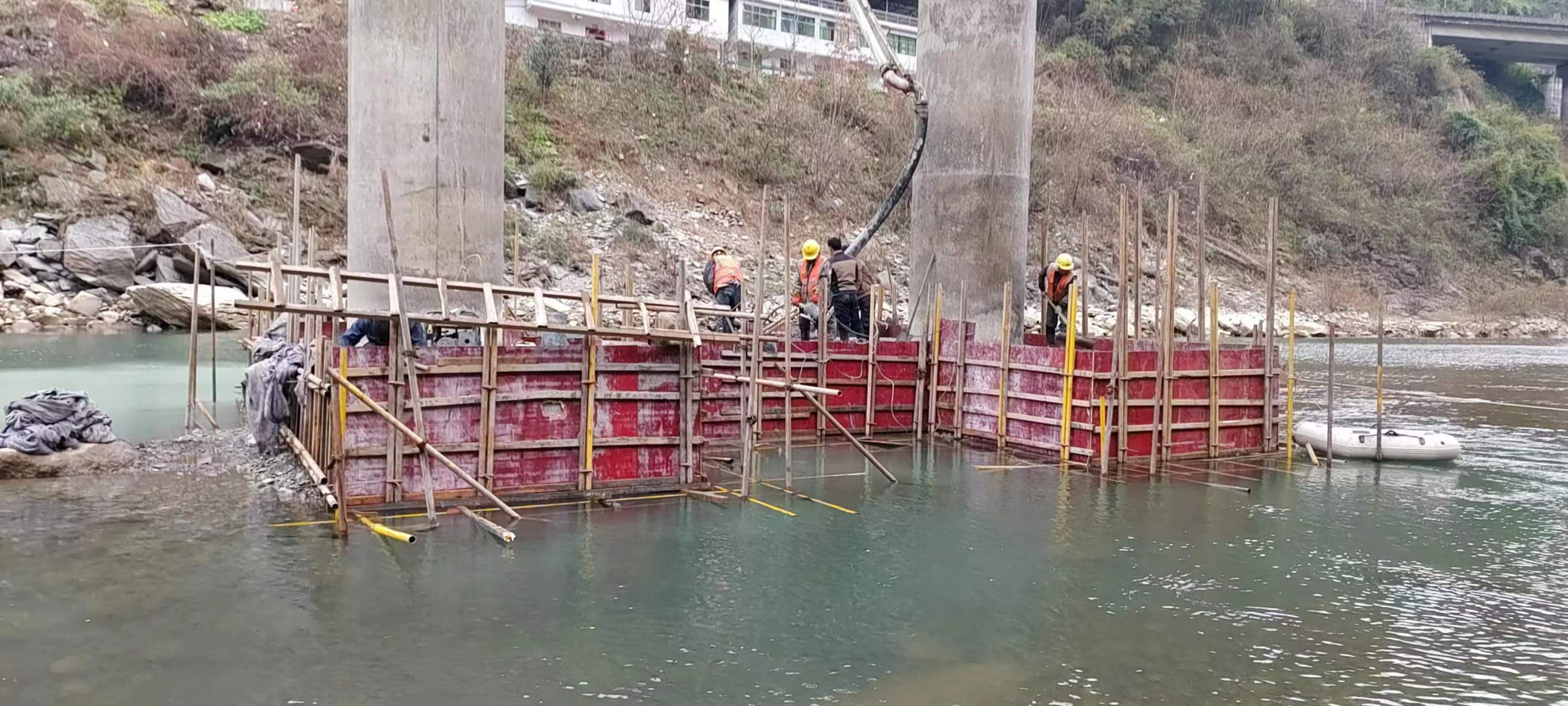 儋州水利工程施工中堤坝渗漏原因以及防渗加固技术